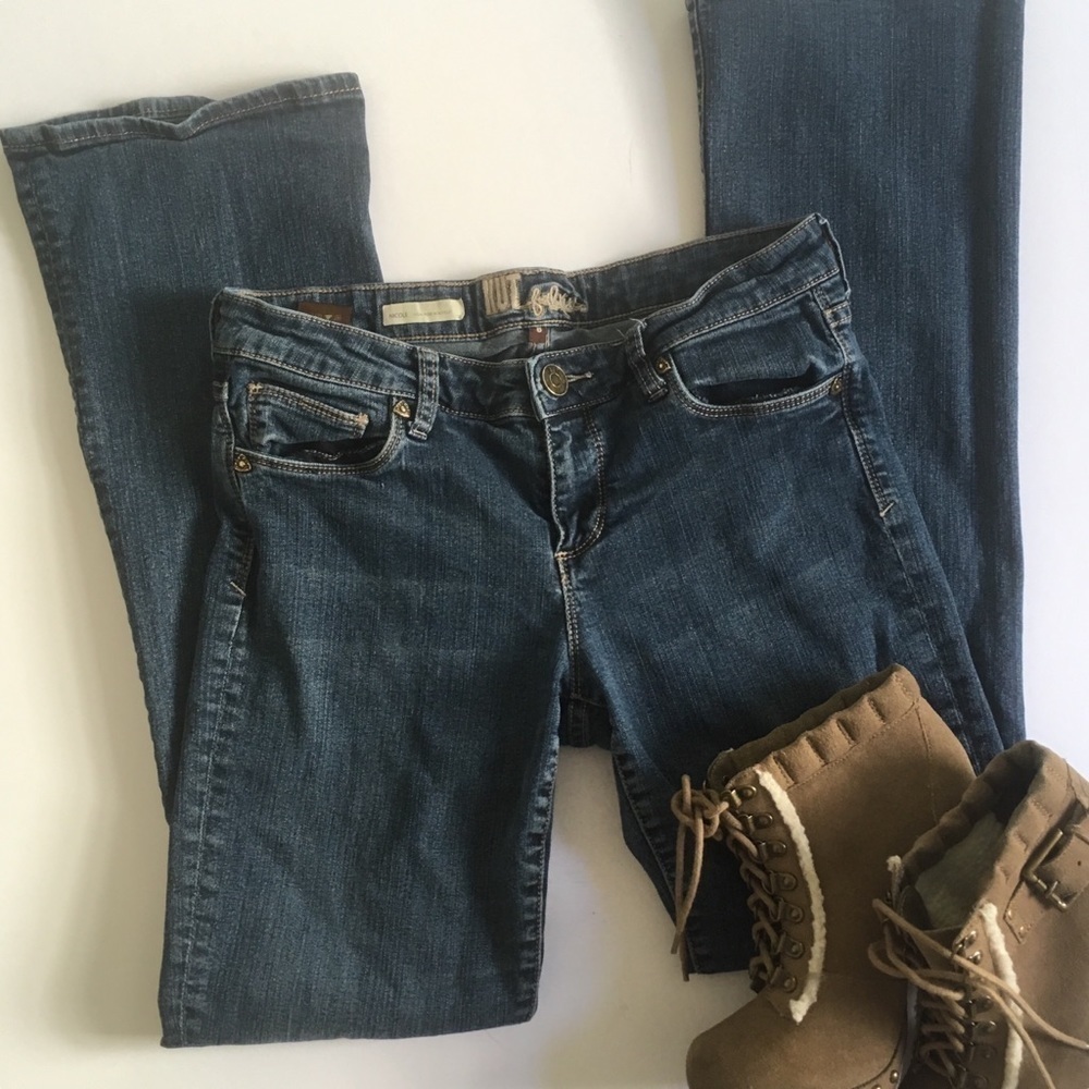Size 8 Kut From The Kloth Denim Nicole Bootcut Dark Wash Embroidered Jeans